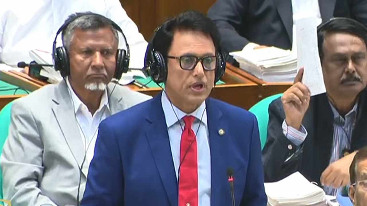 পাবলিক পরীক্ষার জন্য আলাদা ও স্থায়ী কেন্দ্র করার পরিকল্পনা সরকারের