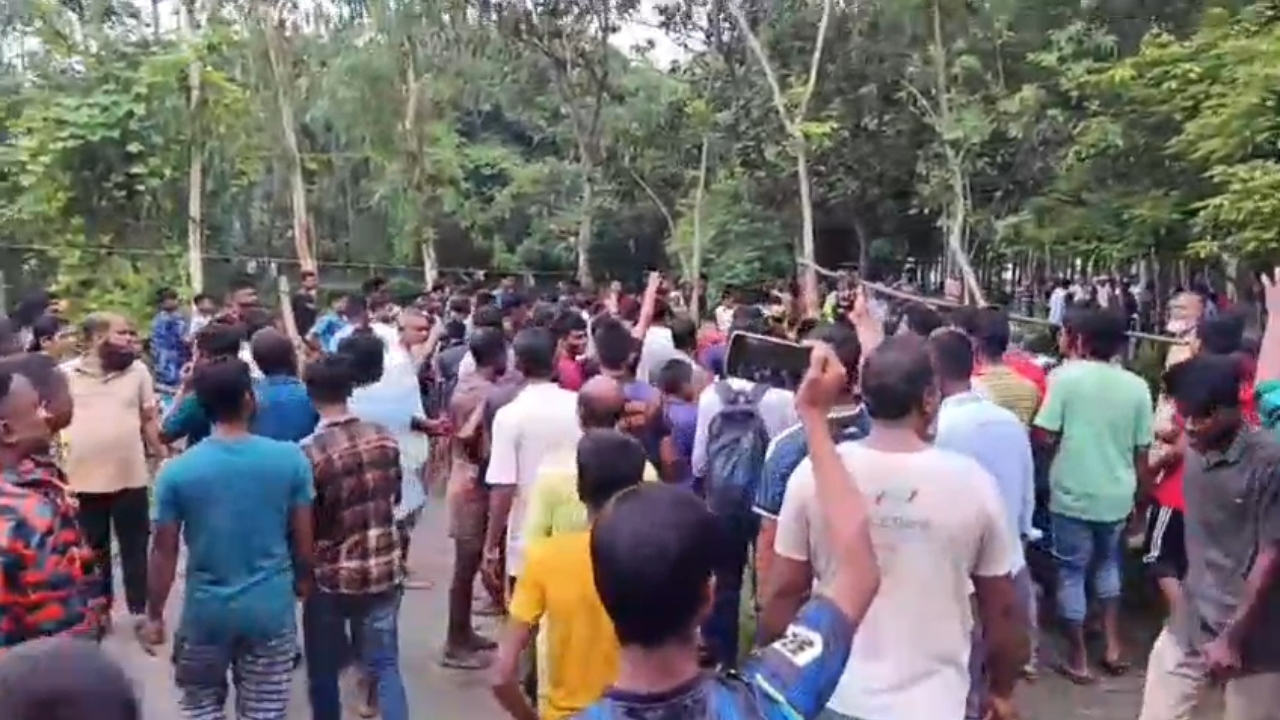 সরকারি রাস্তা নিয়ে বিরোধে সংঘর্ষ, নিহত ১; আটক ১০