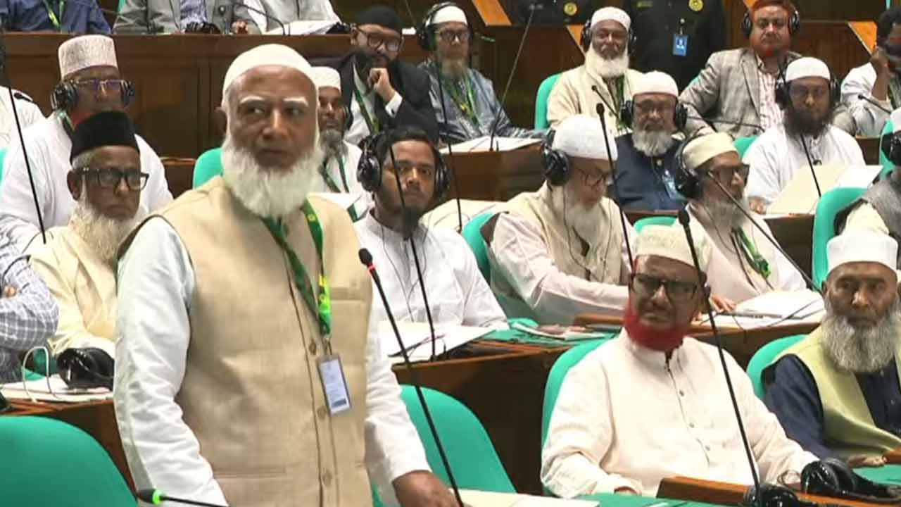 জলাবদ্ধতা দীর্ঘদিনের সমস্যা, রাজধানীর উন্নয়নে বিশেষ বরাদ্দের দাবি জামায়াত আমিরের