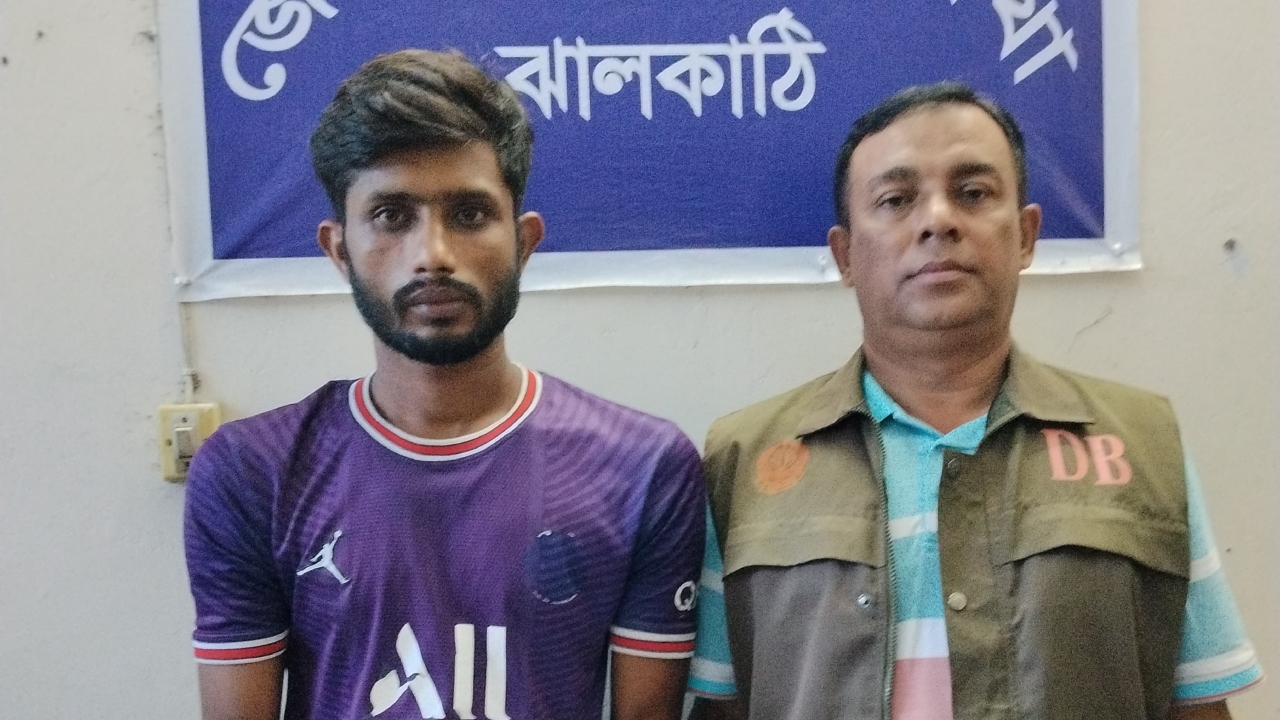 ঝালকাঠিতে ইয়াবাসহ মাদক কারবারি গ্রেপ্তার