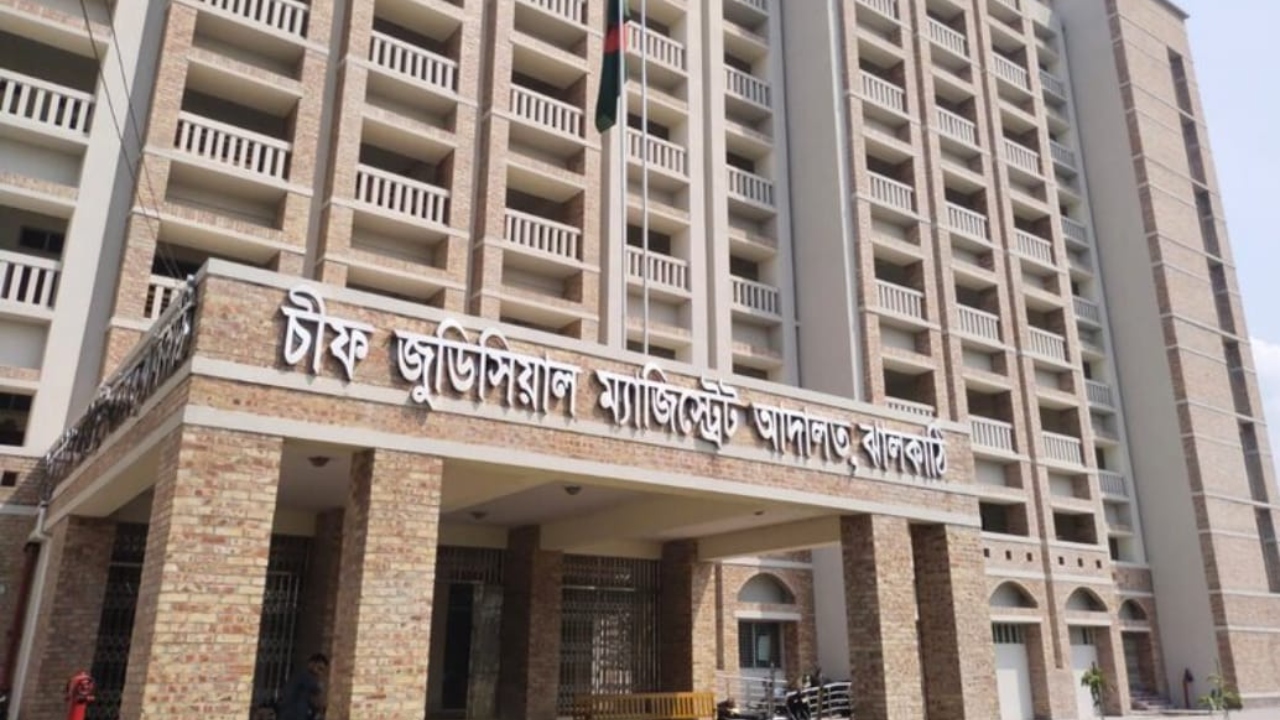 স্বামীর মৃত্যুর পর দুই সন্তানসহ গৃহবধূকে বাড়িছাড়া করার অভিযোগ