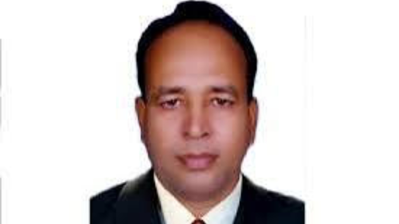 শরীয়তপুরে আংগারিয়া ইউপি চেয়ারম্যান আনোয়ার হোসেন হাওলাদার গ্রেপ্তার