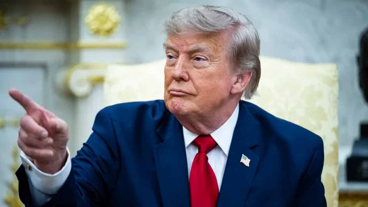 ইরানে হামলা স্থগিতের নির্দেশ ট্রাম্পের, দাবি মার্কিন গণমাধ্যমের