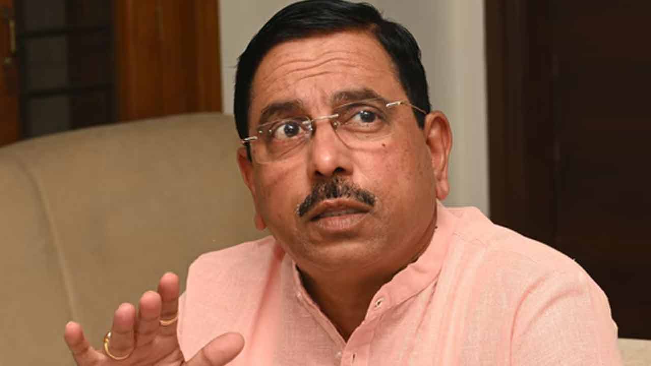 দায়িত্ব পেয়ে যে বার্তা দিলেন ভারতের নতুন শিক্ষামন্ত্রী