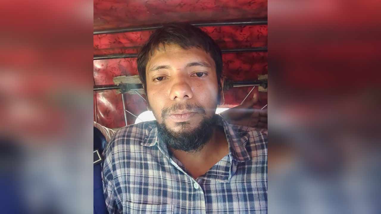 আনোয়ারায় কাঁচি দিয়ে মা-বাবা হত্যায় ছেলে জড়িত: পুলিশ