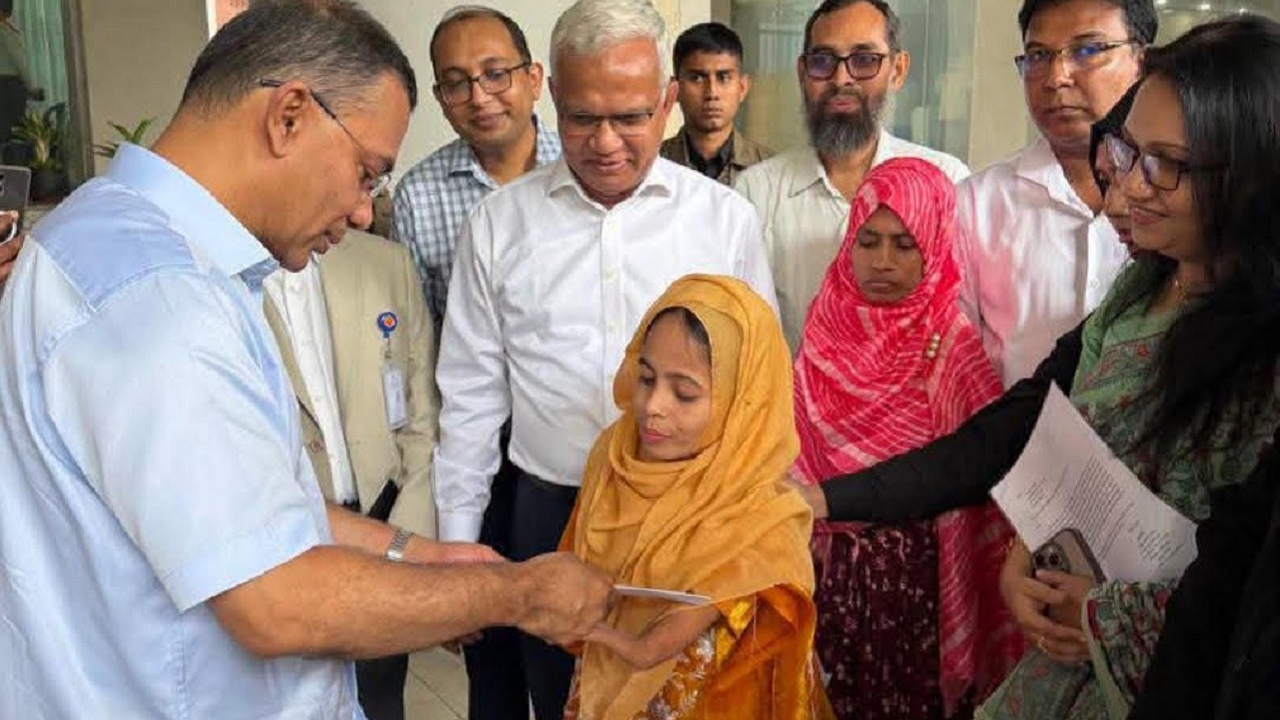 ছবি দেশ টিভি