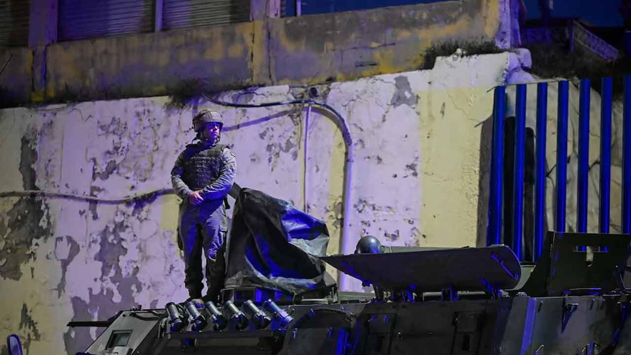 মরক্কো থেকে হাজারো অভিবাসীর ঢল, সেউতায় সেনা মোতায়েন স্পেনের