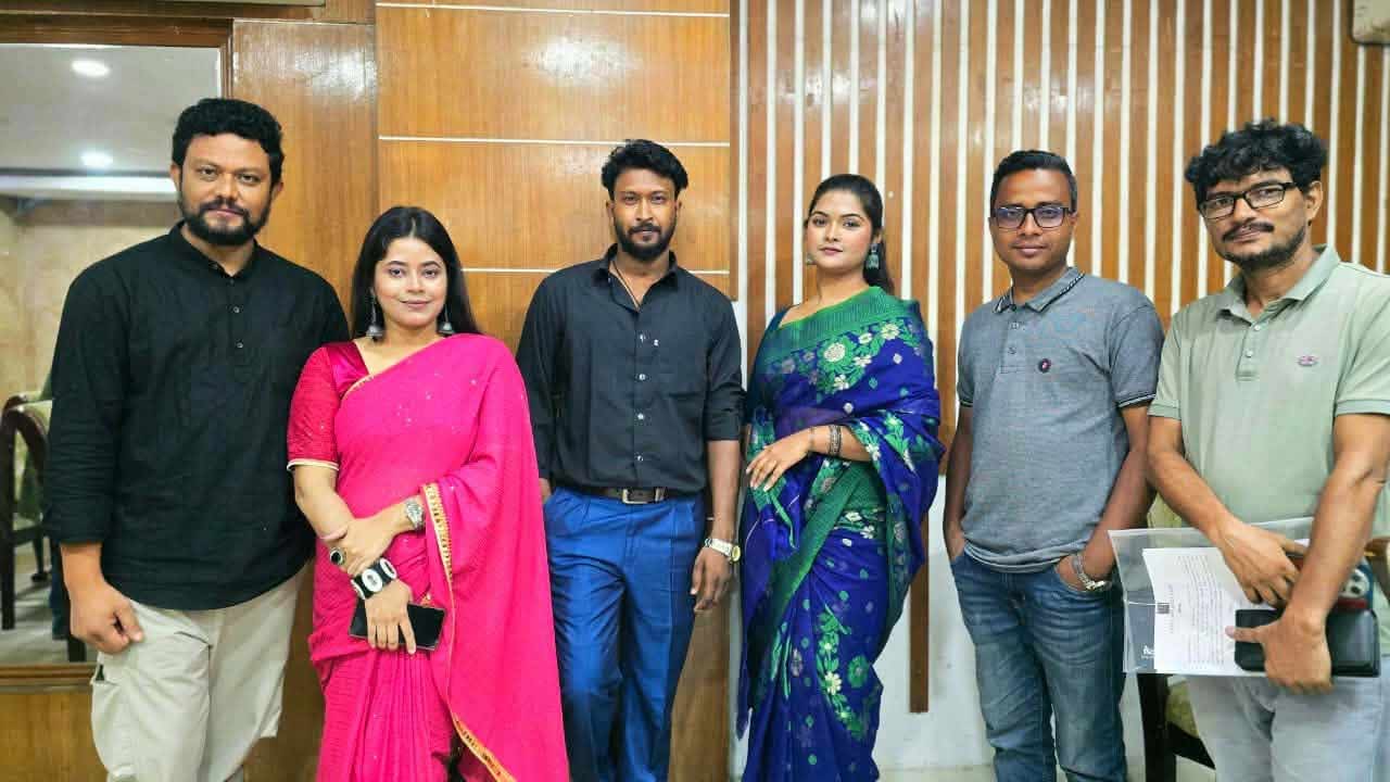 সংগৃহীত