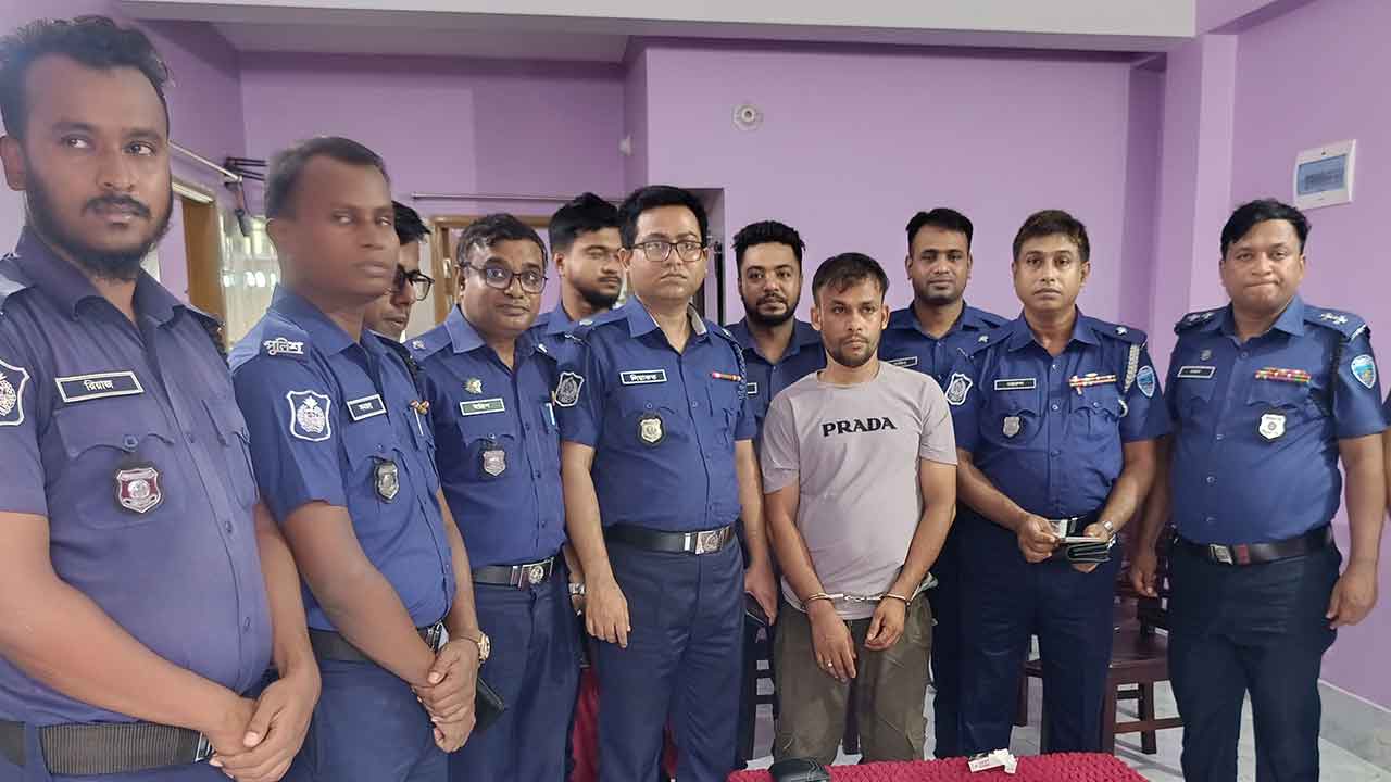 ছবি দেশ টিভি