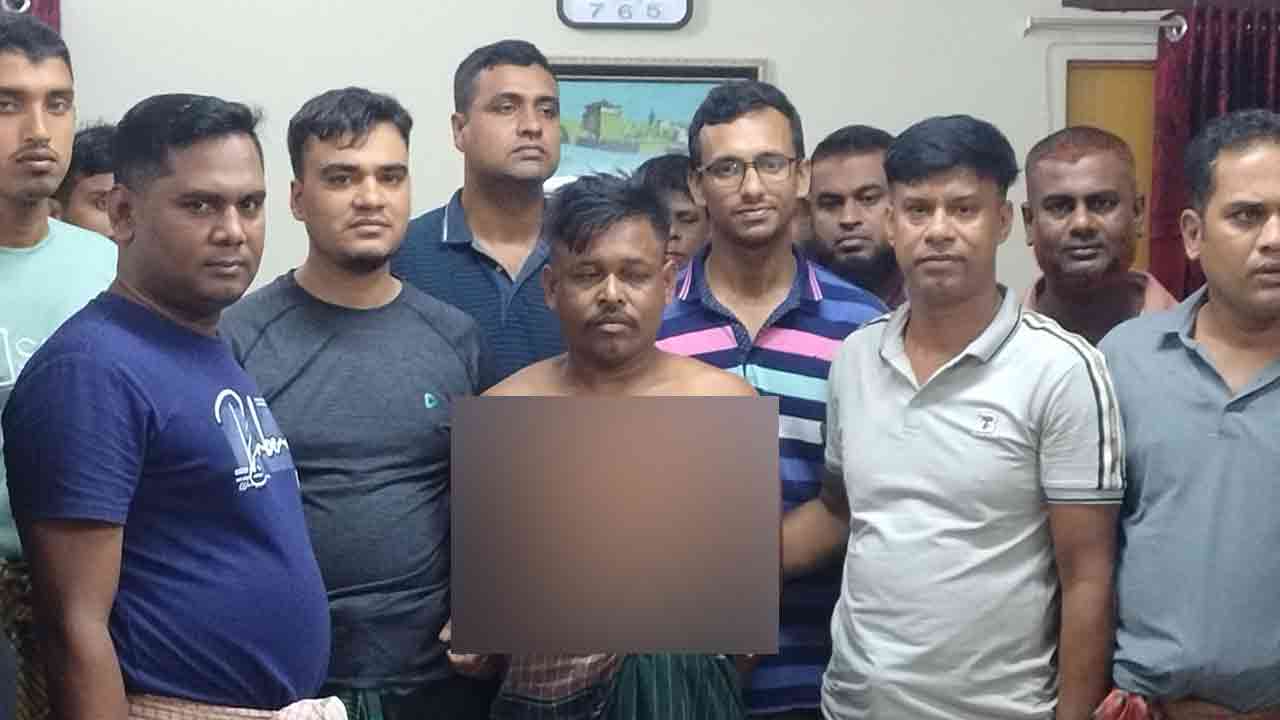 নড়াইলে ছদ্মবেশী অভিযানে আন্তঃজেলা ডাকাত চক্রের মূল হোতা গ্রেপ্তার
