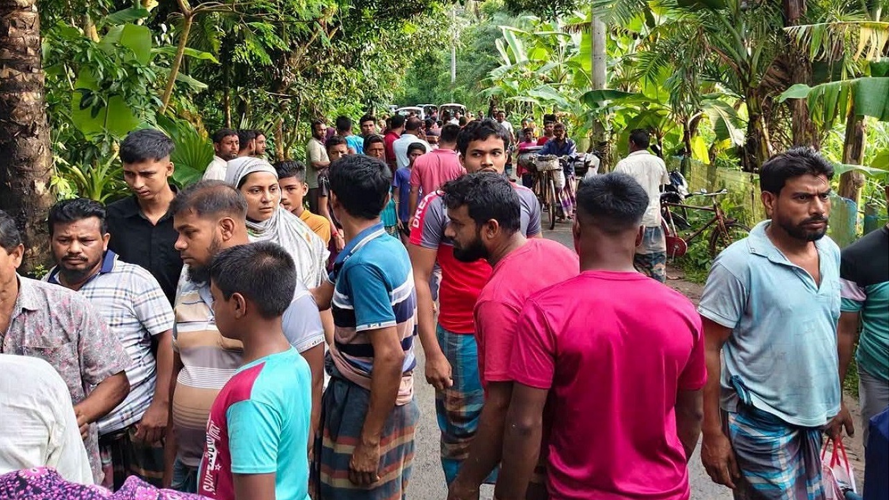 সাতক্ষীরার কালিগঞ্জে ট্রাক চাপায় শিশুর মৃত্যু