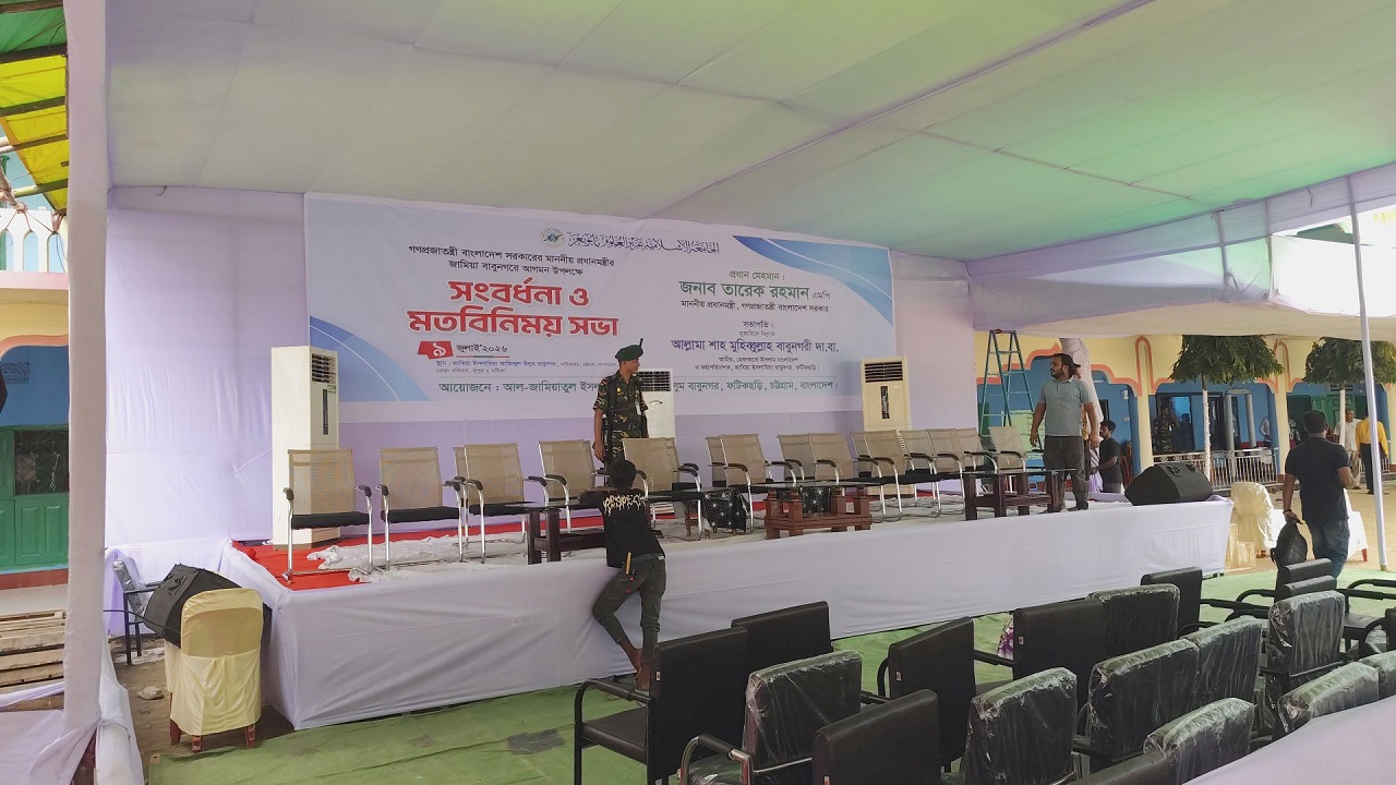 প্রধানমন্ত্রীর সঙ্গে মতবিনিময়ে হেফাজতের যে শীর্ষ নেতারা থাকছেন