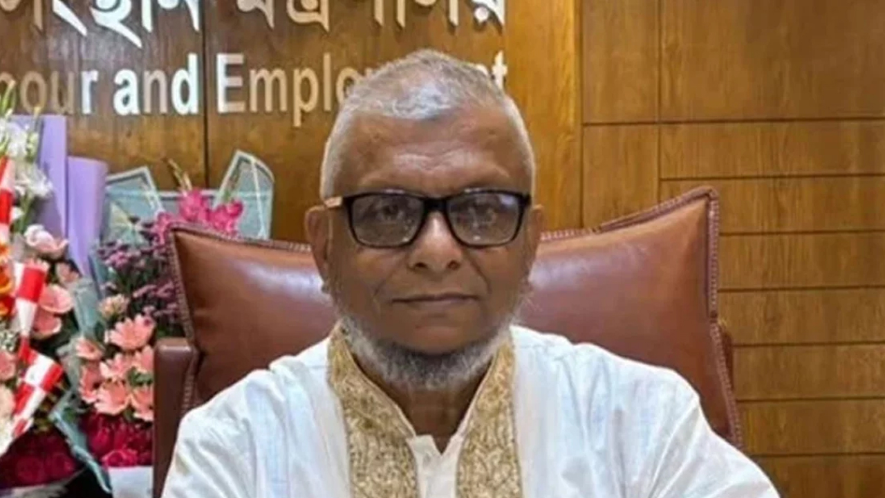 সৌদি আরবে অগ্নিকাণ্ডে ১৭ বাংলাদেশির মৃত্যু, প্রবাসী কল্যাণমন্ত্রীর শোক