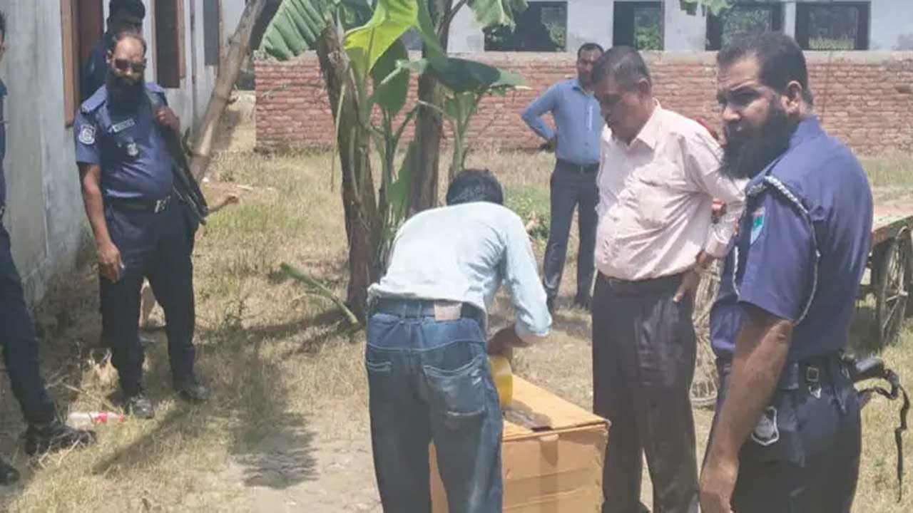 দুই কোটি টাকার জব্দ মালামাল মামলার এজাহারে তিন লাখ, প্রশ্নের মুখে হিসাব