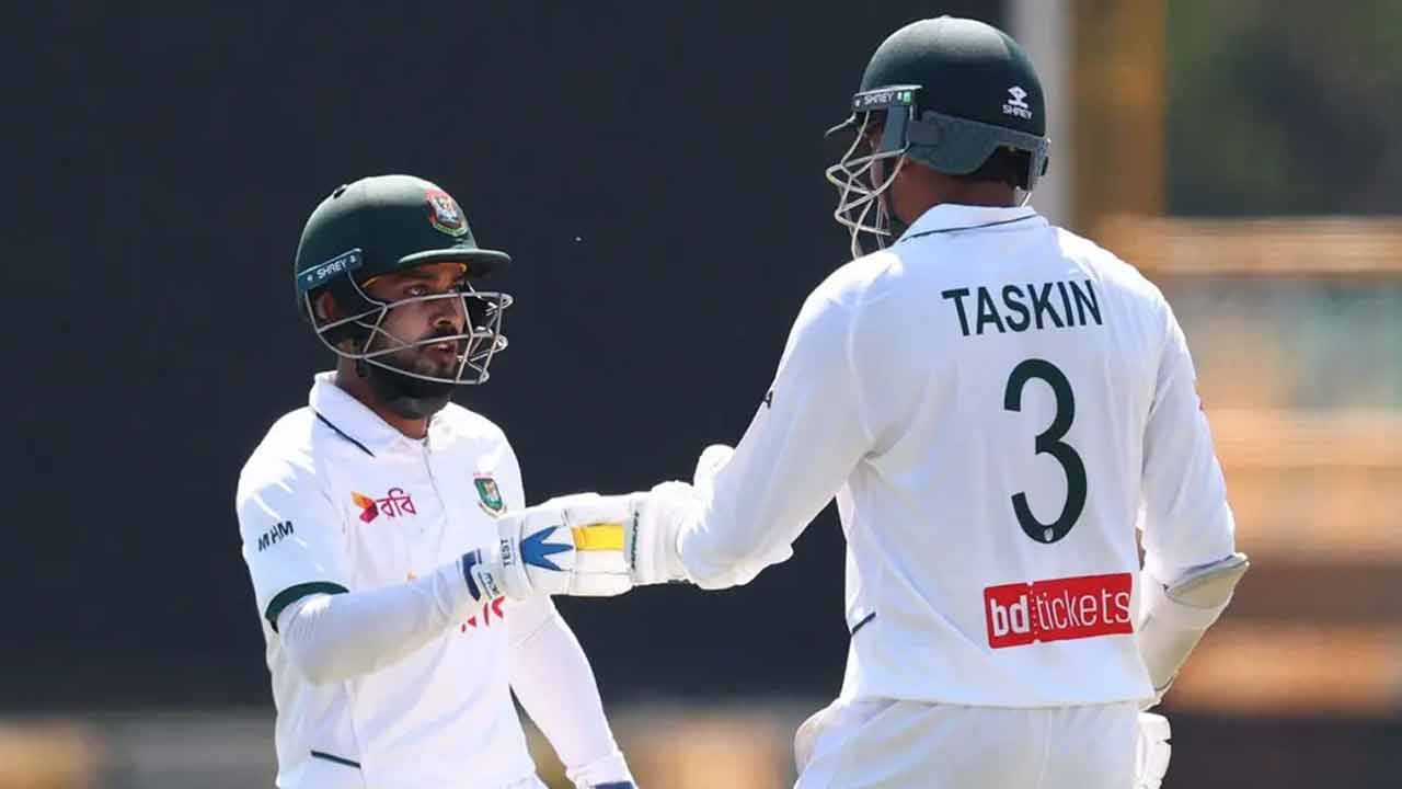 অস্ট্রেলিয়ার বিপক্ষে দাপুটে বাংলাদেশ