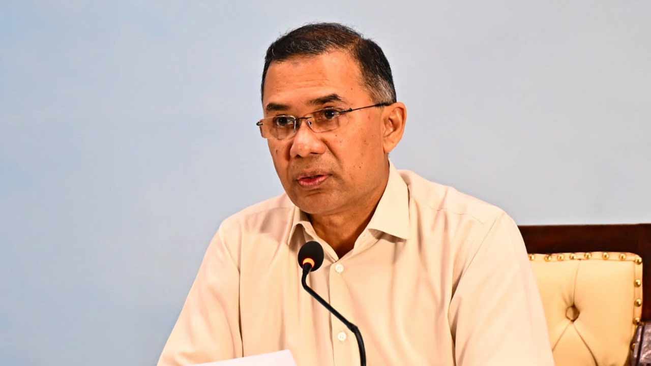 শিক্ষকদের প্রাপ্য টাকা তুলতে ঘুষ জাতির দীনতার প্রকাশ: প্রধানমন্ত্রী