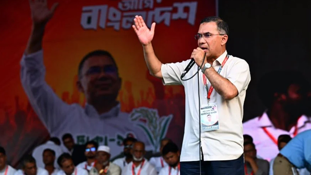 দেশের ২০ কোটি মানুষের ৪০ কোটি হাতকে কর্মীর হাতে রূপান্তর করতে হবে : প্রধানমন্ত্রী