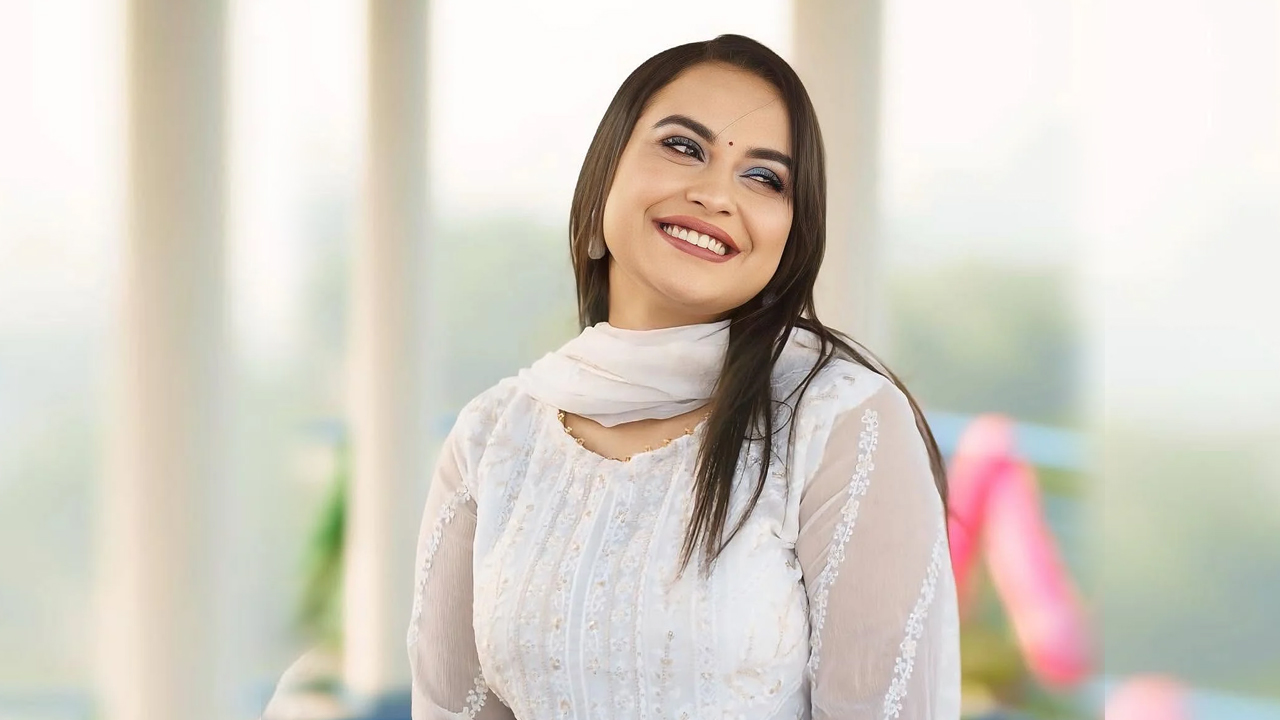 অভিনেত্রী রিধিকার মৃত্যুর ঘটনায় প্রেমিক হাসিবুর গ্রেপ্তার