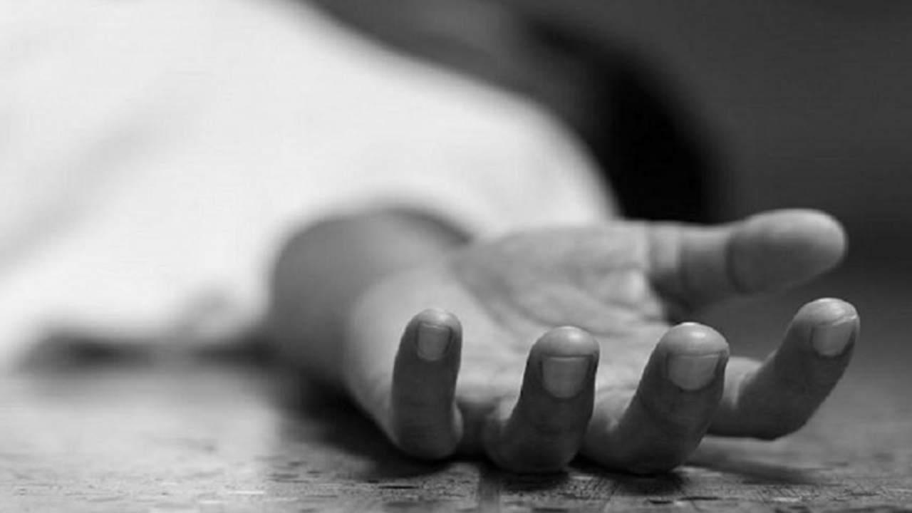 চুনারুঘাটে ধানের জমি থেকে যুবকের মরদেহ উদ্ধার