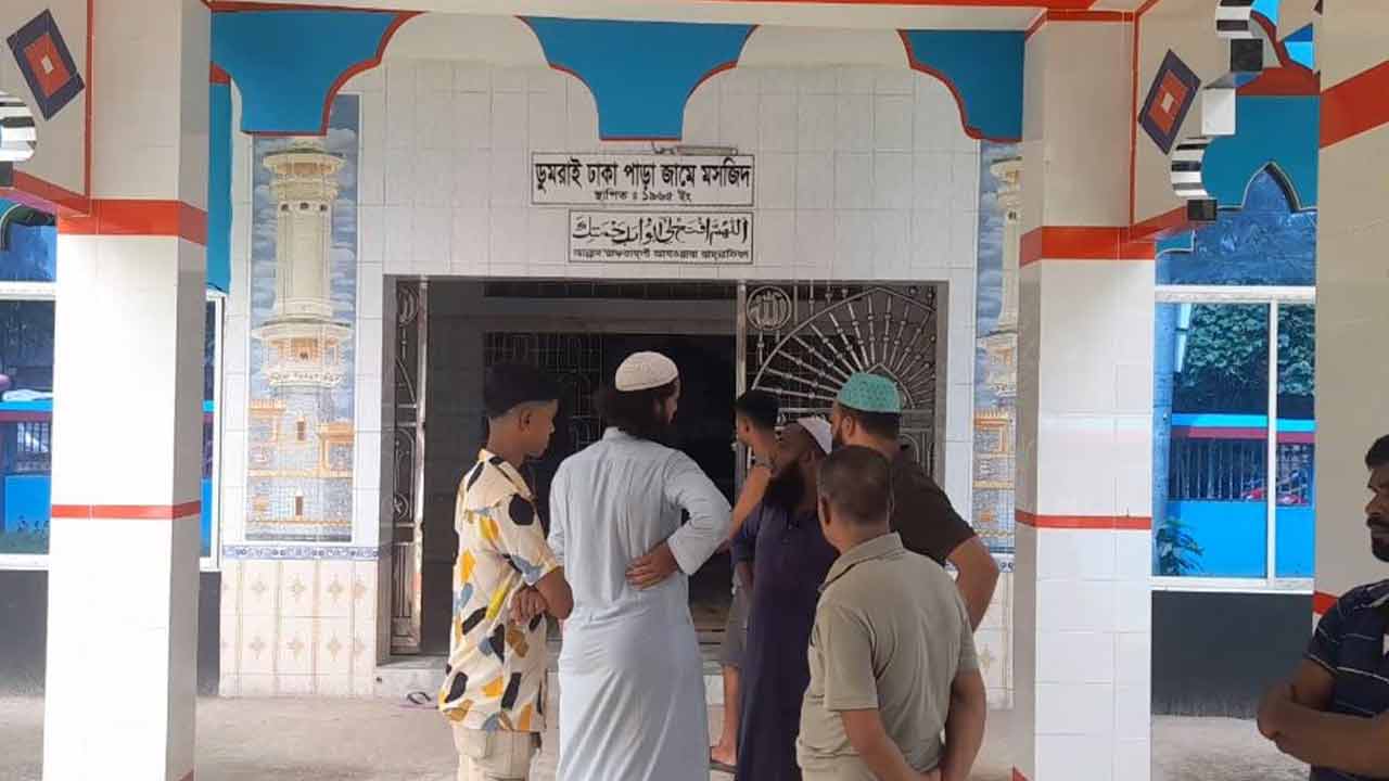 নাটোরে মসজিদ থেকে মরদেহ উদ্ধার