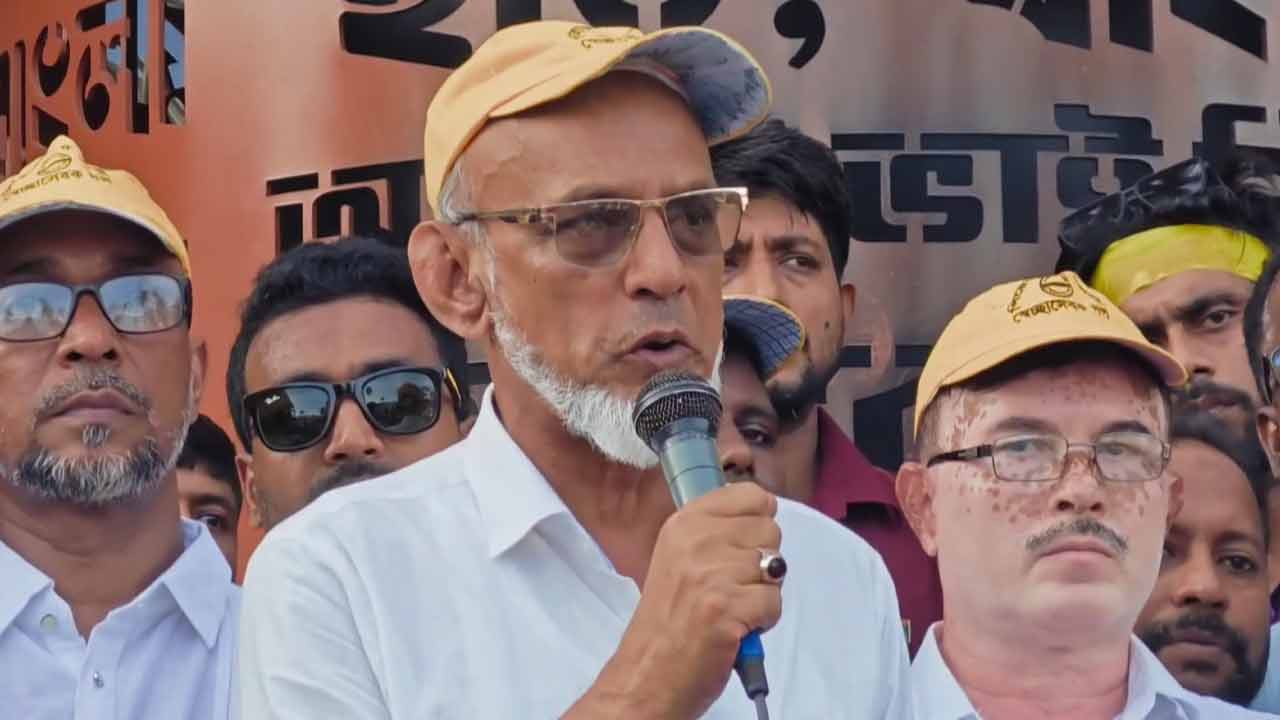 যোগ্যতা অনুযায়ী সবার জন্য চাকরির ব্যবস্থা করা হবে: আলমগীর হোসেন