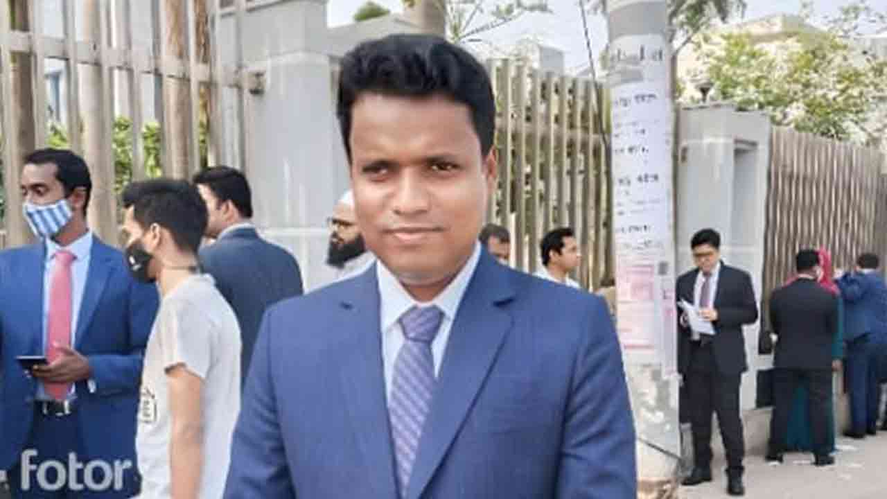 অনলাইন জুয়ার প্রতিবাদ করায় হামলার শিকার শিক্ষক আরিফুলের মৃত্যু