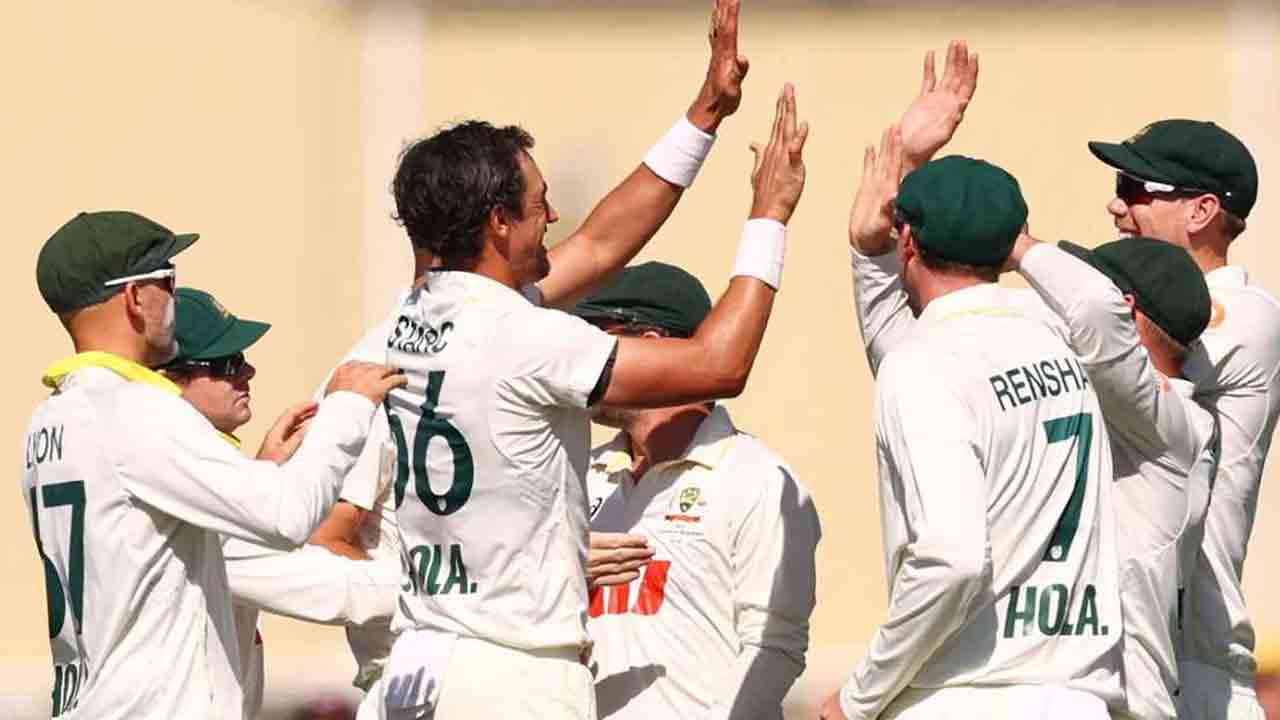 স্টার্কের তাণ্ডবে ৬৪ রানে অলআউট বাংলাদেশ