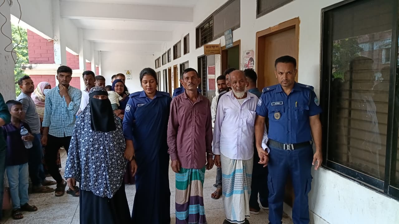 কুমিল্লায় গৃহবধূ হত্যায় শ্বশুর-শাশুড়ি ও দেবরের যাবজ্জীবন