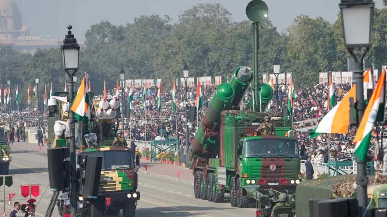ক্ষেপণাস্ত্রের গোপন প্রযুক্তি বেসরকারি খাতে দিচ্ছে ভারত, কেন এই সিদ্ধান্ত?