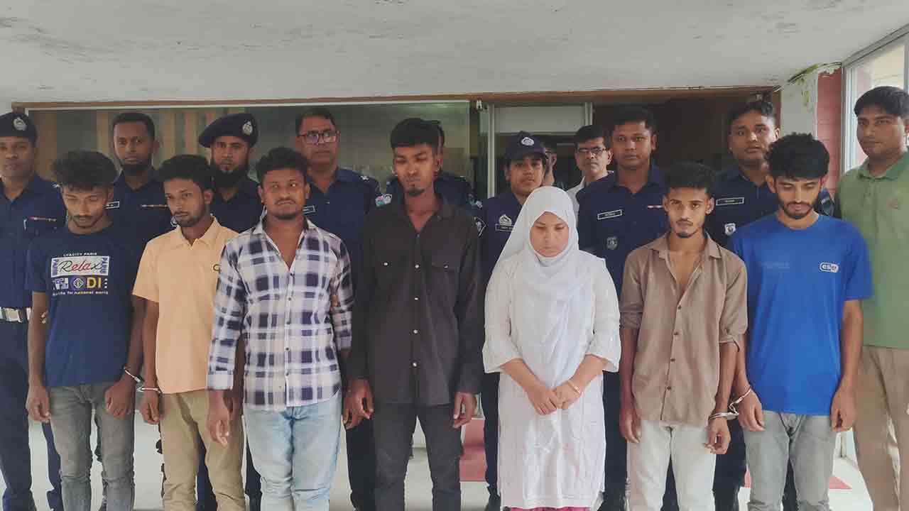 ভুয়া সিআইডি পরিচয়ে নারী অপহরণের চেষ্টা, আটক ৭