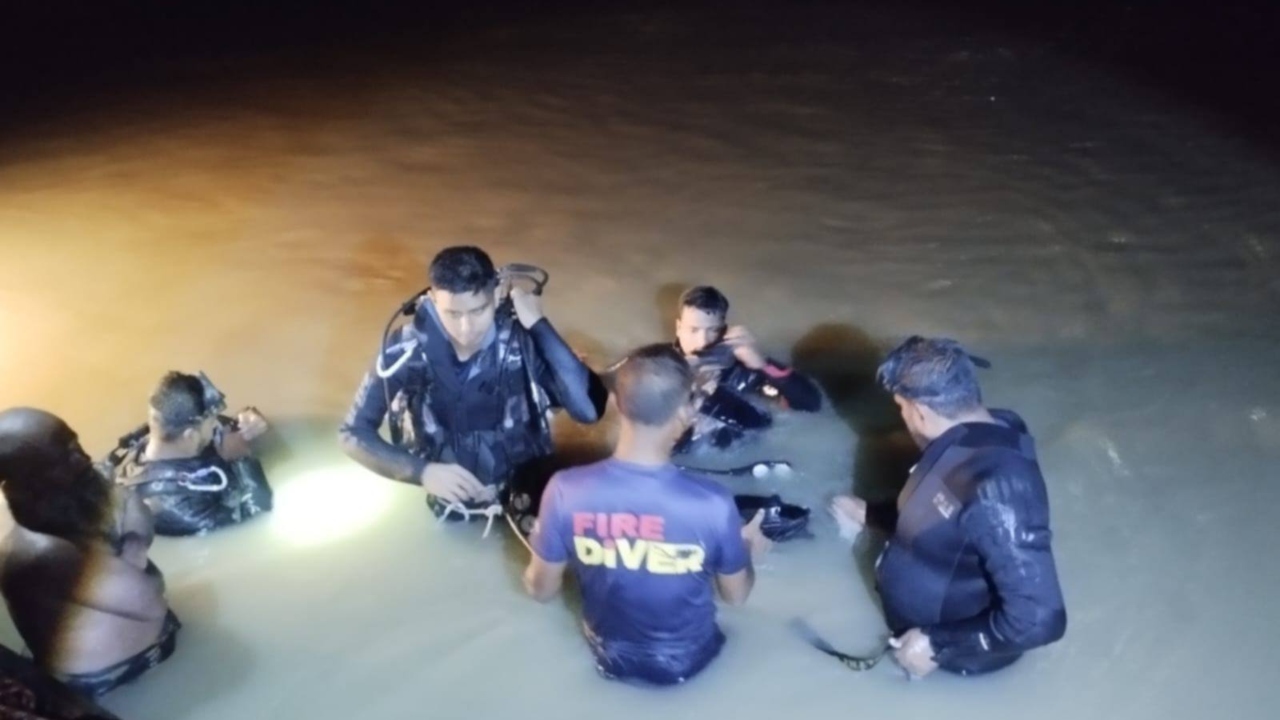 কুষ্টিয়ায় ডুবুরি আনতে হয় দেড় শ কিলোমিটার দূর থেকে, এক মাসে পানিতে ডুবে মৃত্যু ৪ জনের