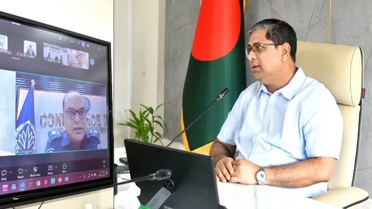কৃত্রিম সংকট এড়িয়ে কৃষকদের সময়মতো সার দেওয়ার নির্দেশ