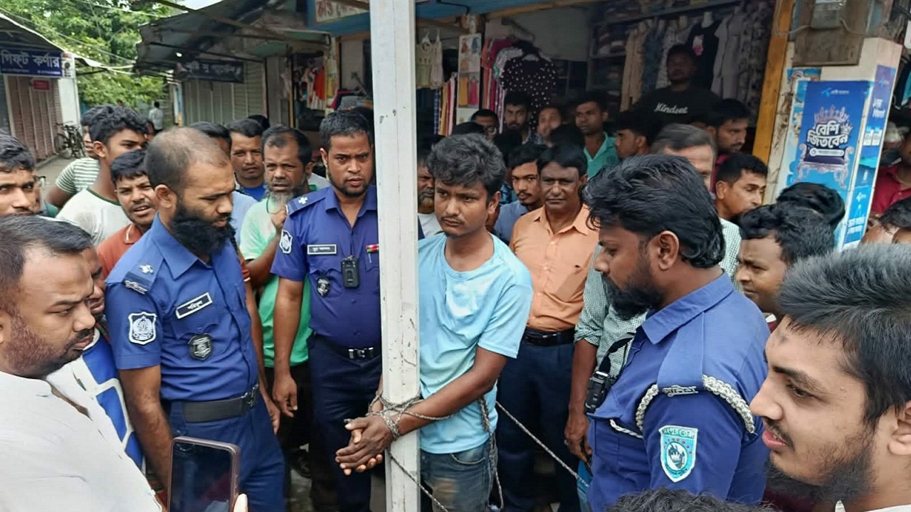 স্কুলছাত্রীকে শ্লীলতাহানির অভিযোগ, যুবকের জেল