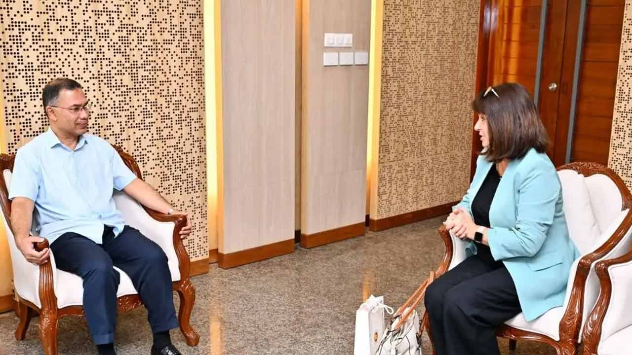 প্রধানমন্ত্রীর সঙ্গে আইপিইউ সেক্রেটারি আন্দা ফিলিপের সৌজন্য সাক্ষাৎ
