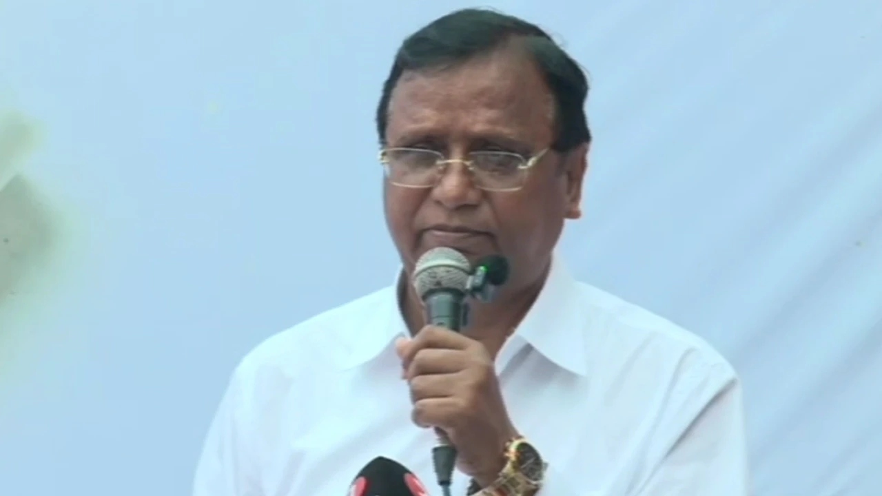 গ্যাস-বিদ্যুতের জন্য লংমার্চ করে কোনো লাভ নেই: ডিএসসিসি প্রশাসক