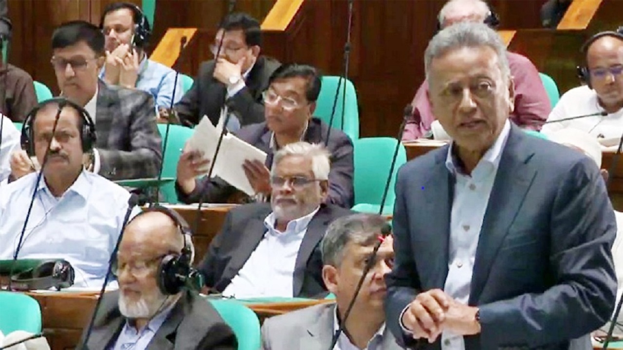 ৬ ব্যাংকের খেলাপি ঋণ দেড় লাখ কোটি টাকা: অর্থমন্ত্রী