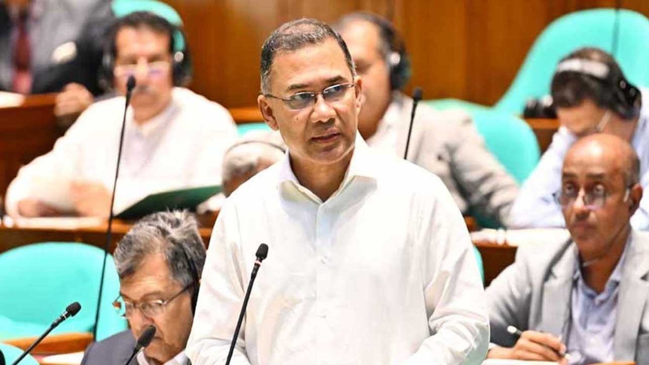 ঢাকা-চট্টগ্রাম রুটে চলবে ইলেকট্রিক ট্রেন: সংসদে প্রধানমন্ত্রী