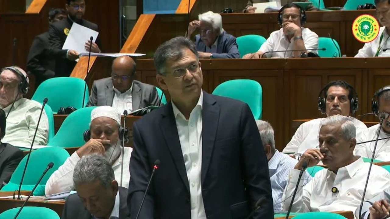 মাদক চোরাচালান রোধে বিমানবন্দর, নৌবন্দর ও বাস টার্মিনালে বসবে স্ক্যানার: সংসদে স্বরাষ্ট্রমন্ত্রী&nbsp;