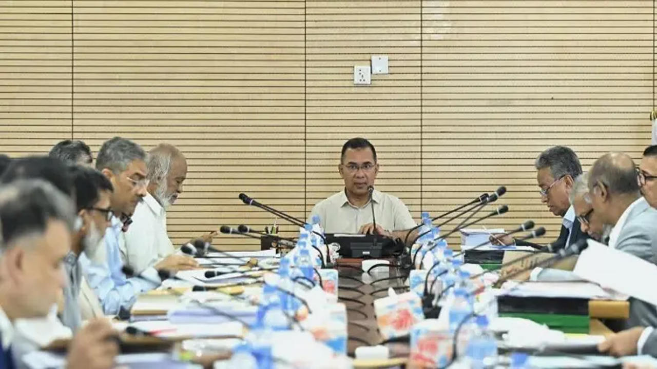প্রধানমন্ত্রীর সভাপতিত্বে চলছে একনেকের সভা&nbsp;