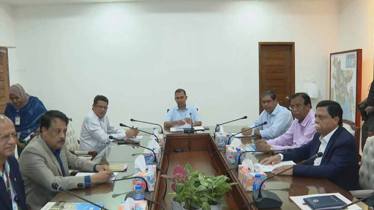 গুলশান-ধানমণ্ডি-নিকেতন লেকের দূষণ রোধে সমন্বিত উদ্যোগের নির্দেশ প্রধানমন্ত্রীর