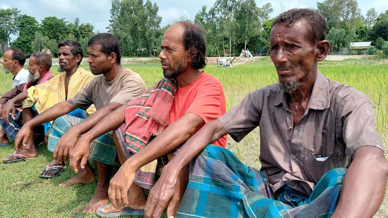 কুড়িগ্রামে কৃষি কর্মকর্তার মামলায় গ্রেপ্তার আতঙ্কে কৃষক