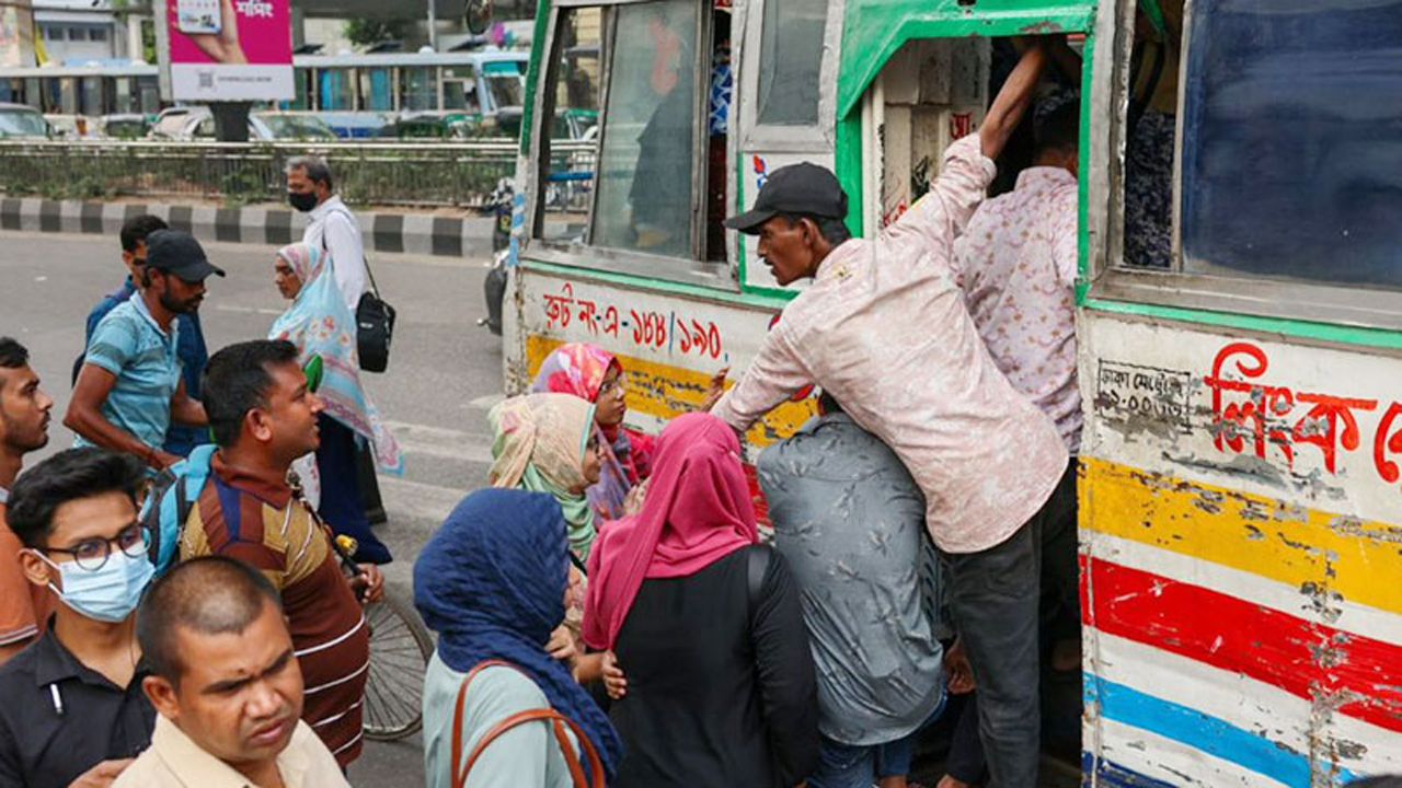 প্রতি কিলোমিটারে বাসভাড়া বাড়ল ১৭ পয়সা