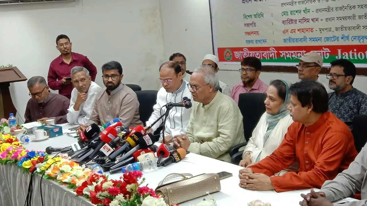 বিরোধী দলগুলো আত্মস্বীকৃত সন্ত্রাসী কর্মকাণ্ডে যুক্ত হচ্ছে: রিজভী