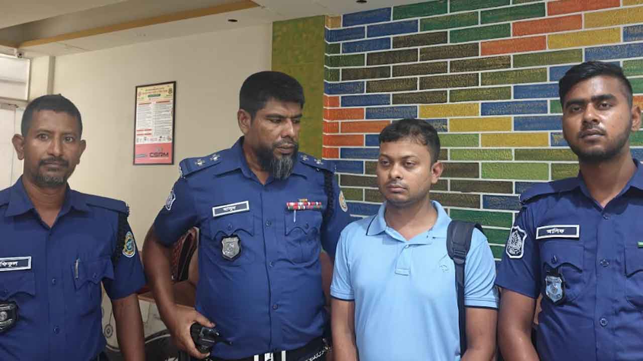 কুয়াকাটায় ম্যাজিস্ট্রেট পরিচয়ে প্রতারণা, এক বছরের কারাদণ্ড&nbsp;