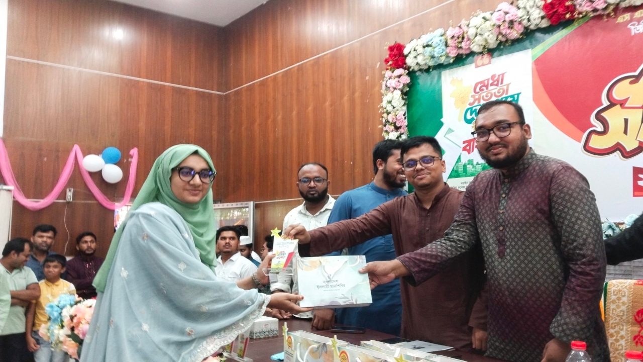 ক্যাম্পাস কোনো ছাত্র সংগঠনের নয়, হবে শিক্ষার্থীদের: ডাকসু জিএস ফরহাদ