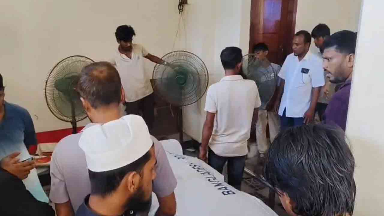 ব্রাহ্মণবাড়িয়ায় সড়ক দুর্ঘটনায় দুই ভাই নিহত
