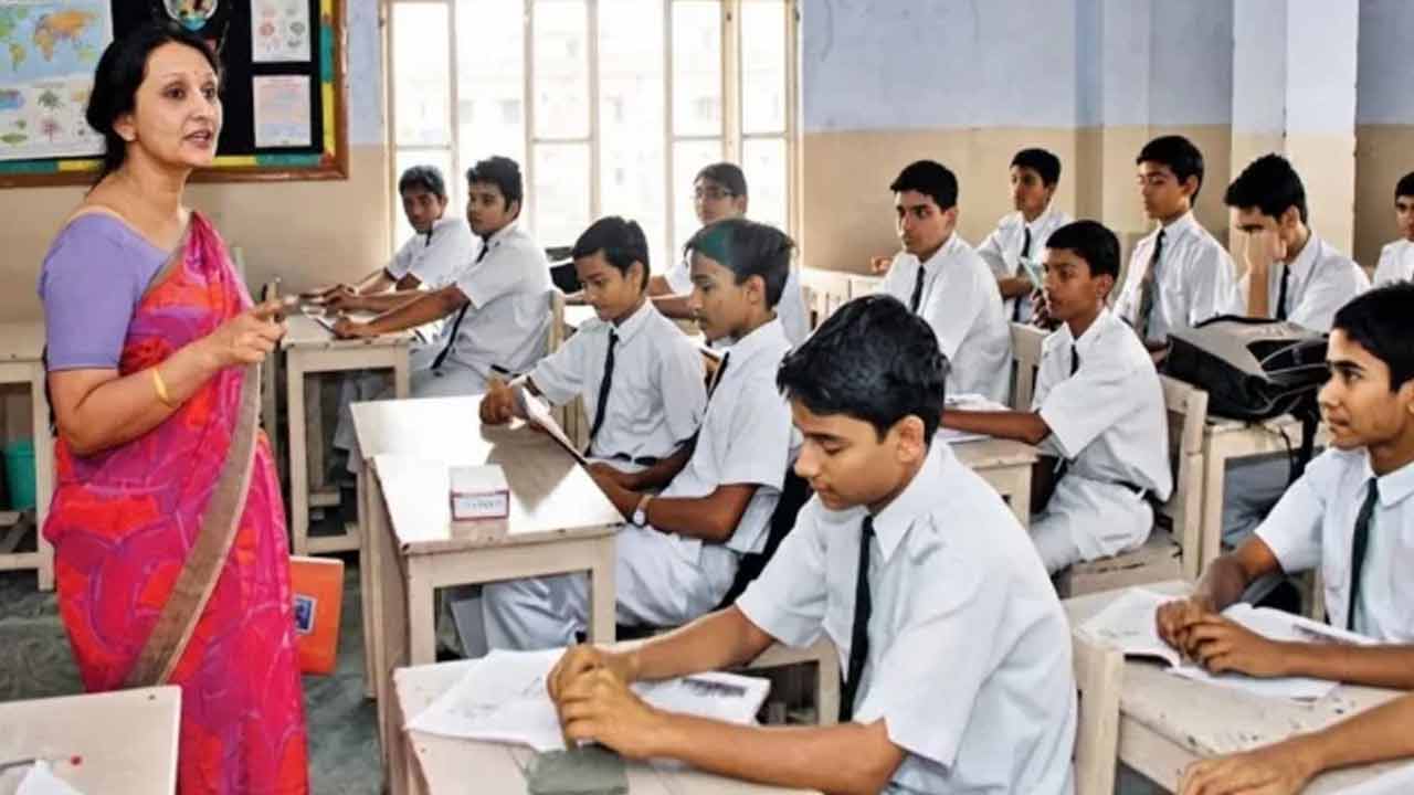 শিক্ষক-শিক্ষার্থী ও কর্মচারীদের বিশেষ অনুদান দেবে সরকার, আবেদন যেভাবে