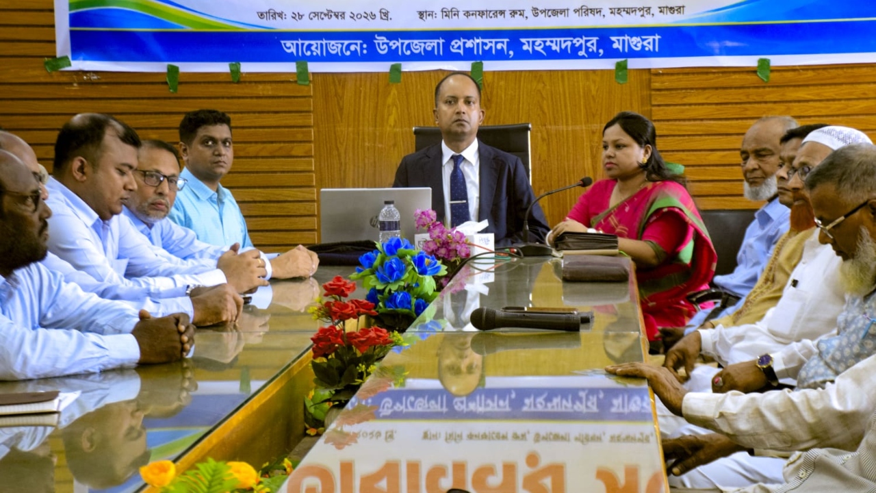 মতবিনিময়ে ডেকে সাংবাদিকদের বের করে দিলেন ডিসি, সাংবাদিকদের ক্ষোভ