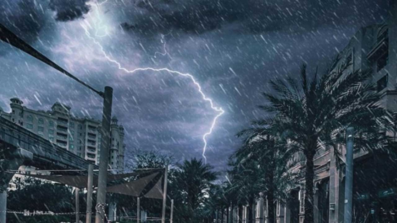 দেশের বিভিন্ন অঞ্চলে বজ্রসহ বৃষ্টির সম্ভাবনা