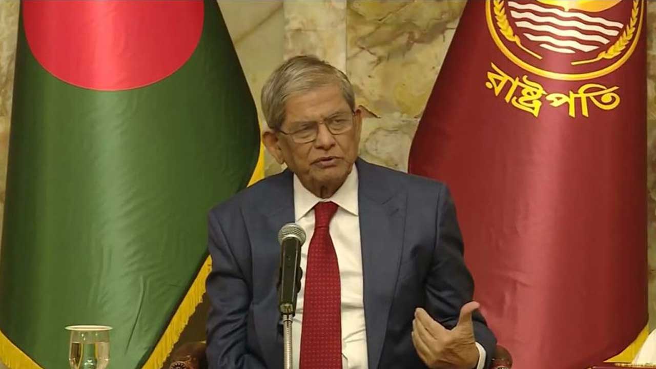 ব্যবসা-বাণিজ্যে এগিয়ে আসতে তরুণদের আহ্বান রাষ্ট্রপতির